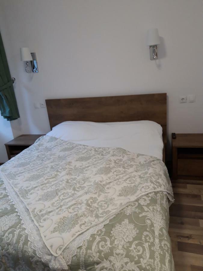 Sara House Appartement Bistriţa Buitenkant foto